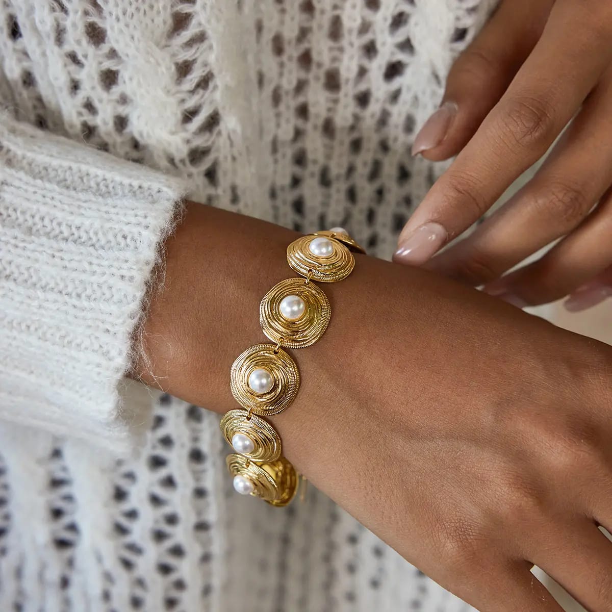 Halo Pearl Bracelet
