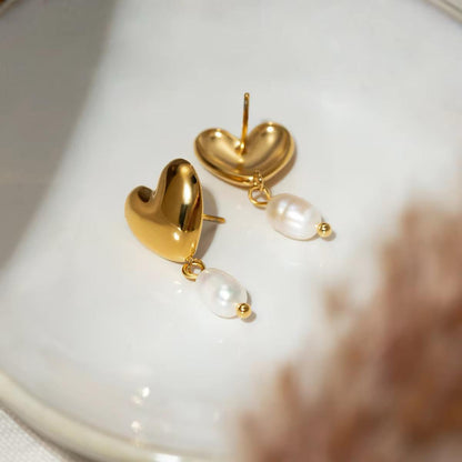 Heart Pearl Earrings