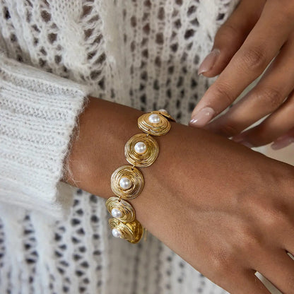 Halo Pearl Bracelet