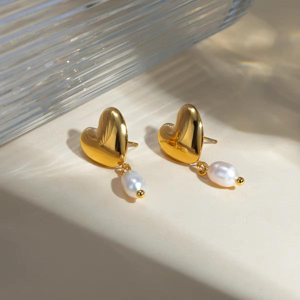 Heart Pearl Earrings